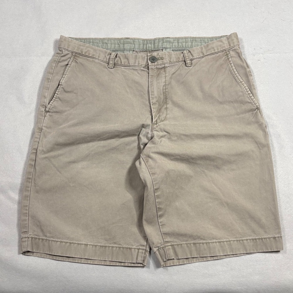 Uniqlo Mens Chino Shorts Khaki Tan 100% Cotton Flat Front Size L 321-086800